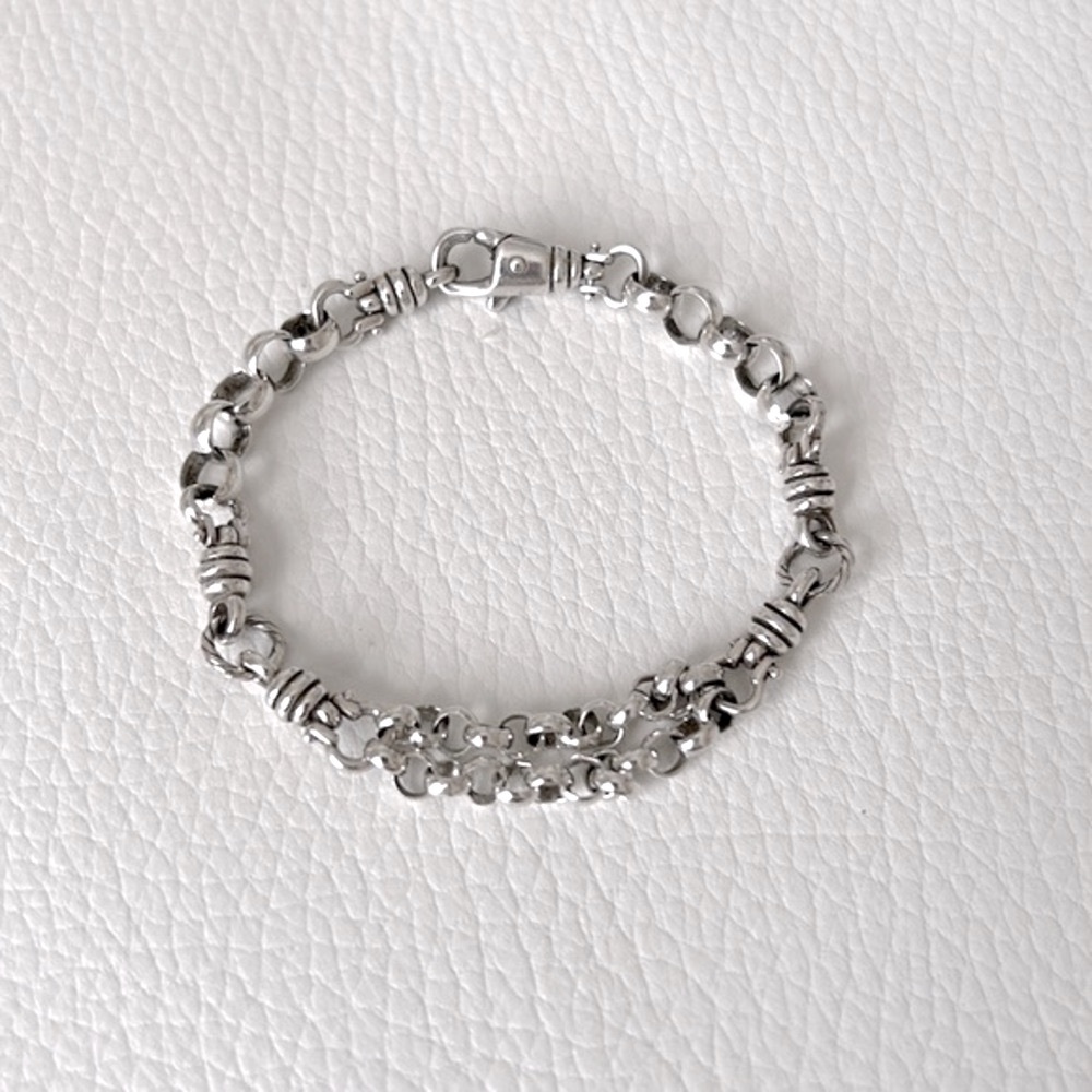 Silver chain bracelet, 7”L